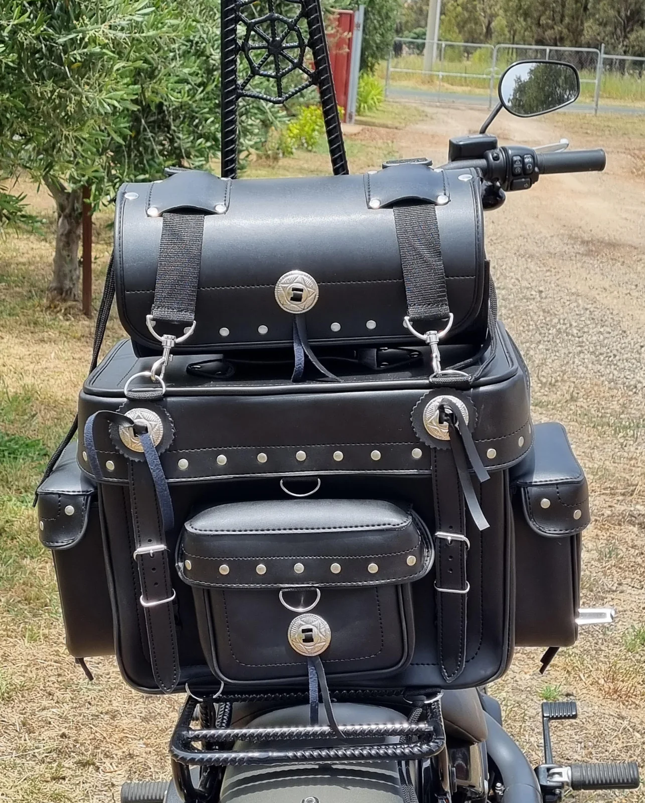 Bikers Gear Australia Tam 2pc Motorcycle Sissy Bar Bag - Image 3