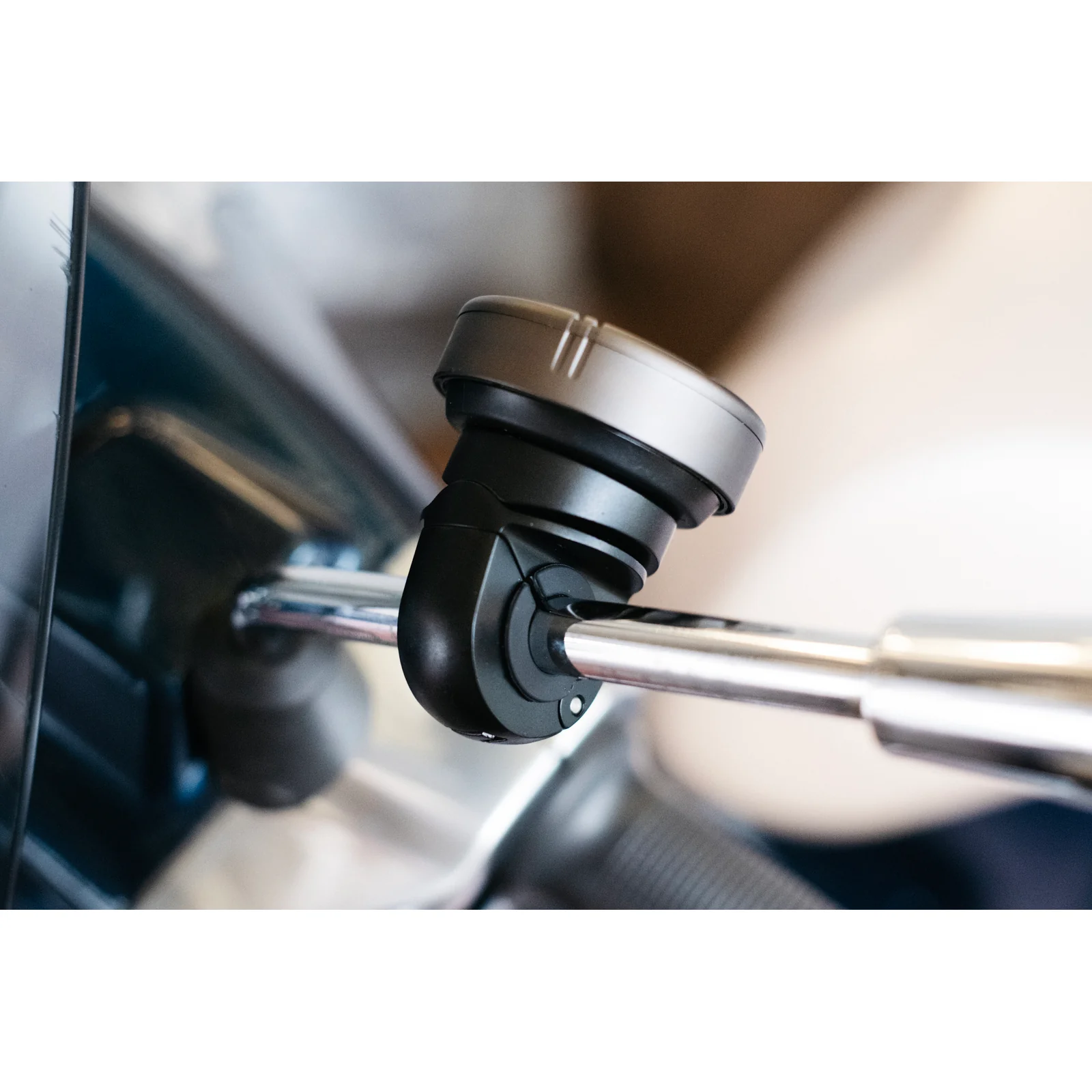Beeline Mirror and Cross Bar Mount - Image 12