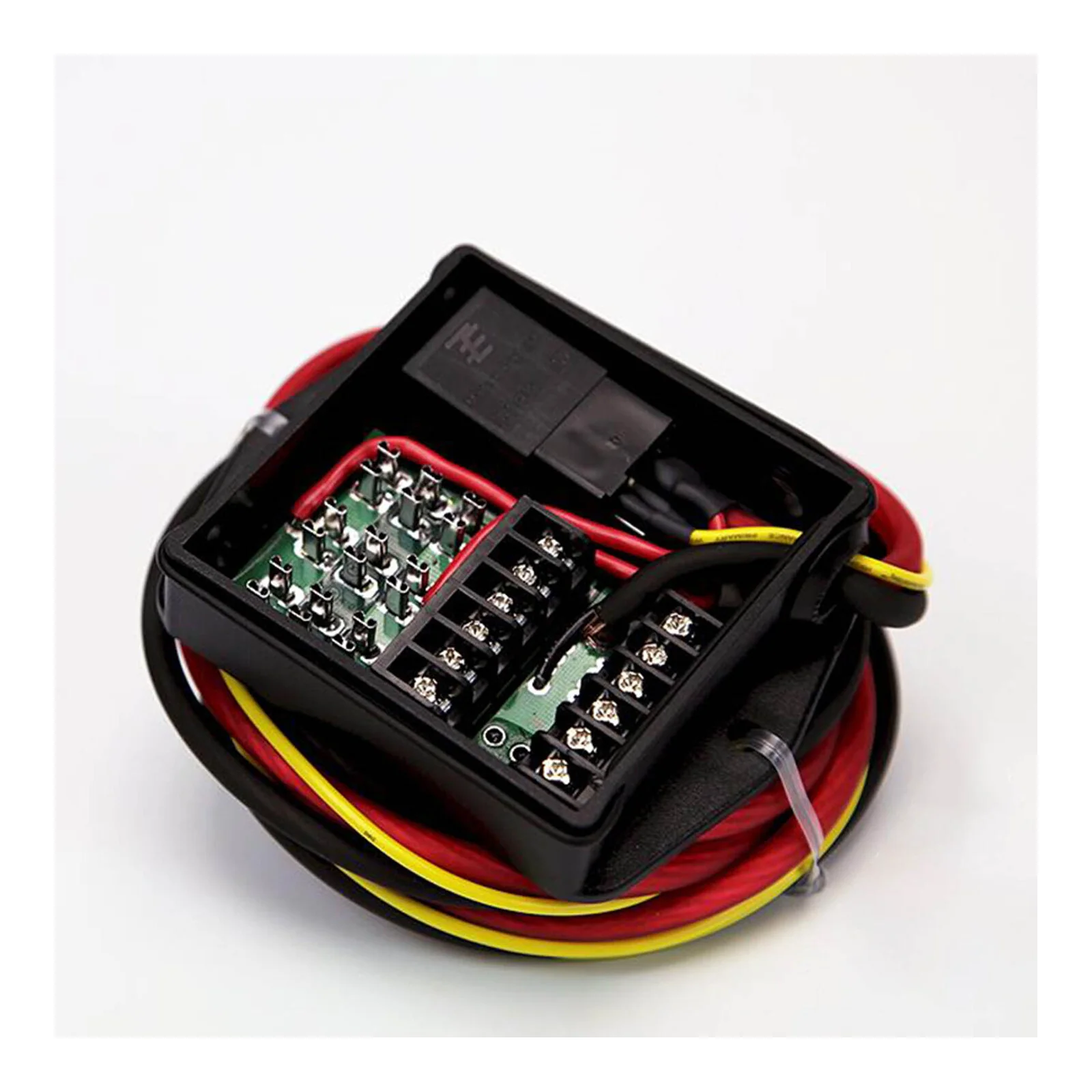 Denali PowerHub2 Power Distribution Module - Image 2