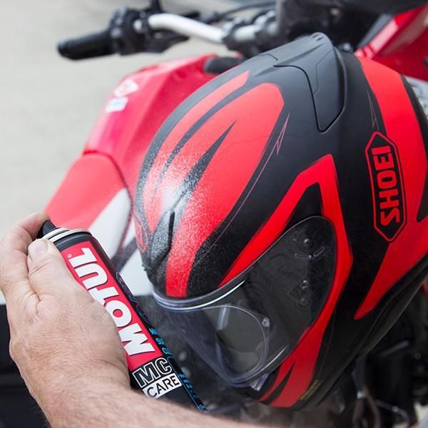 Motul Motorbike Cleaner E11 Matte Surface Helmet and Dg2 400ml - Image 4