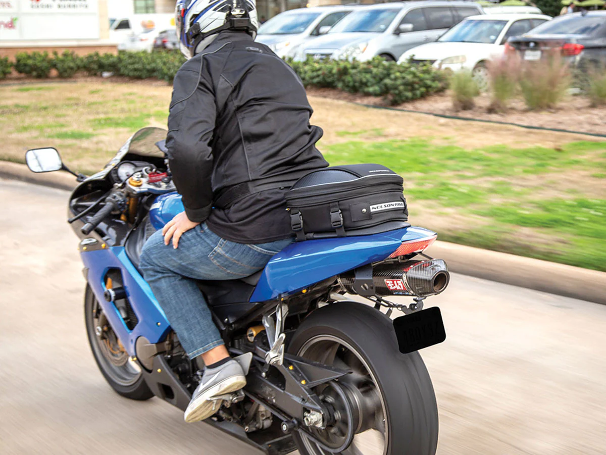 Nelson Rigg Motorcycle Tail bag 22L - Image 3