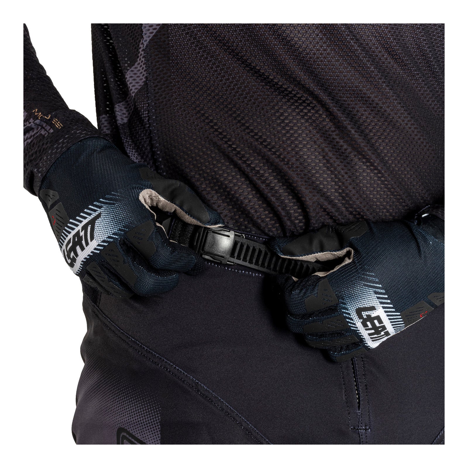 Leatt 2025 5.5 I.K.S Pants - Stealth - Image 6