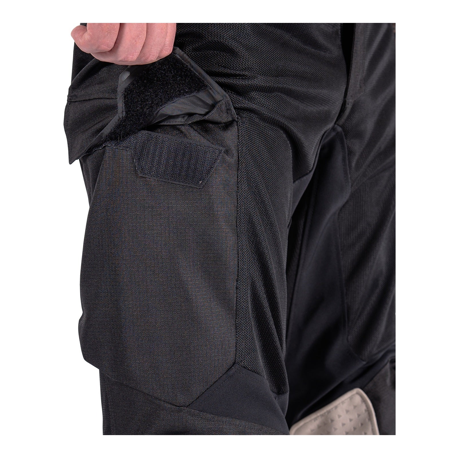 Leatt 5.5 ADV FlowTour Pant - Stealth - Image 8